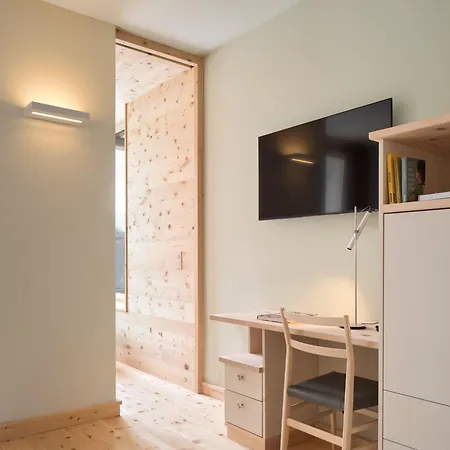 Maistra 160 Szálloda Pontresina