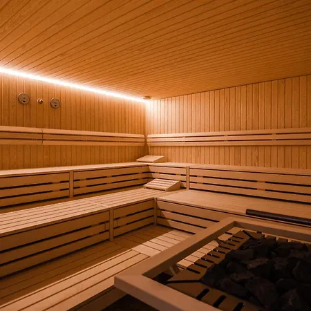 Maistra 160 Szálloda Pontresina